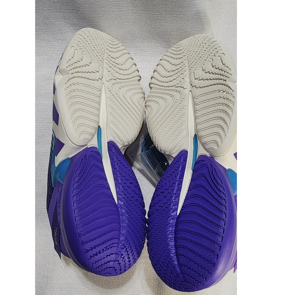 adidas D.o.n. Issue 4 Basketball Shoe size 10 men-new - Picture 10 of 11